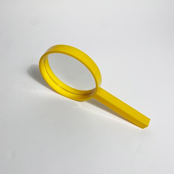Vintage Mid Century Yellow Plastic Hand Mirror by Décembre Finland by Karhumuovi - Picture 4 of 6